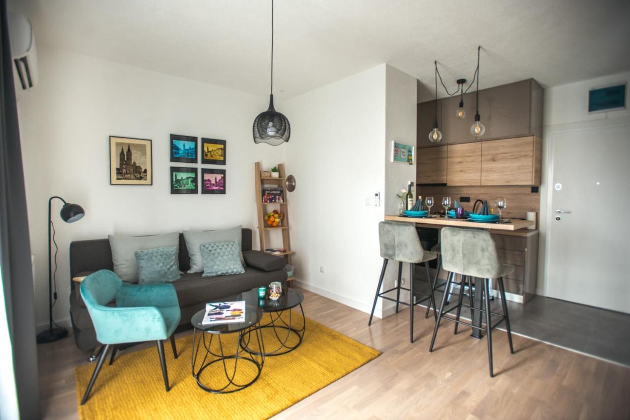 Studio Apartman Dakovo In Luaran gambar