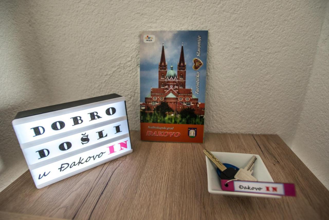 Studio Apartman Dakovo In Luaran gambar