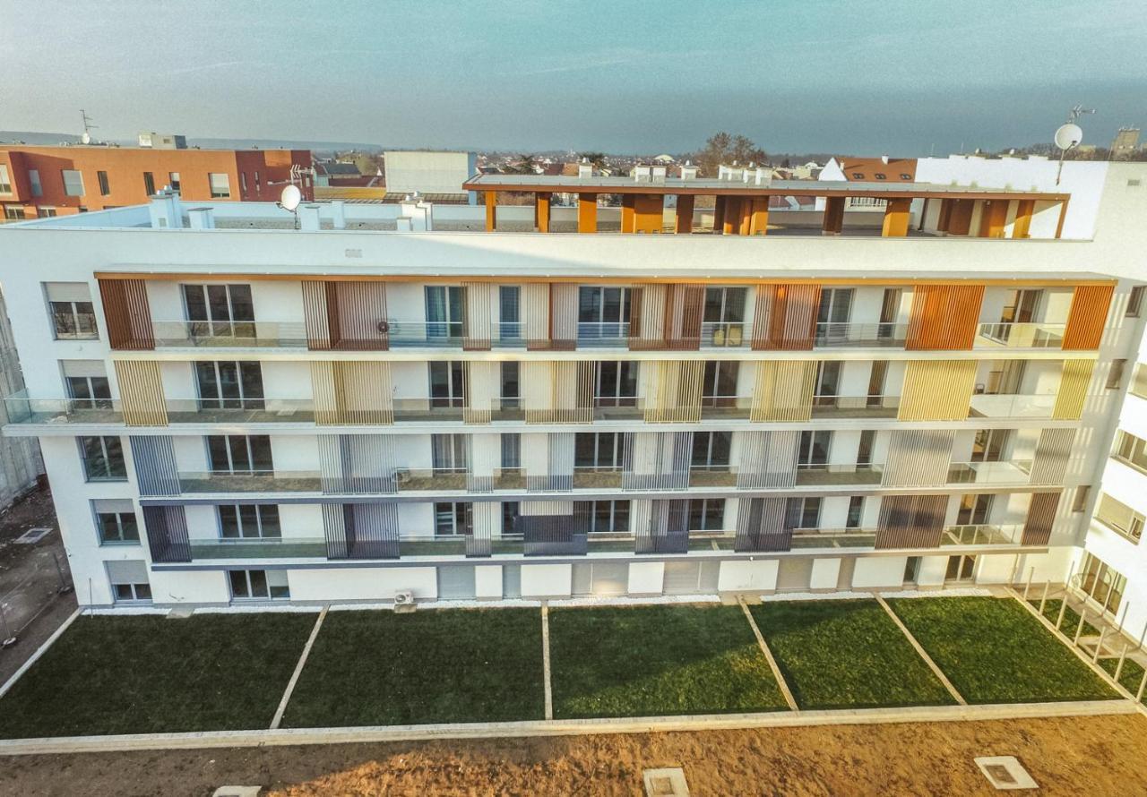 Studio Apartman Dakovo In Luaran gambar